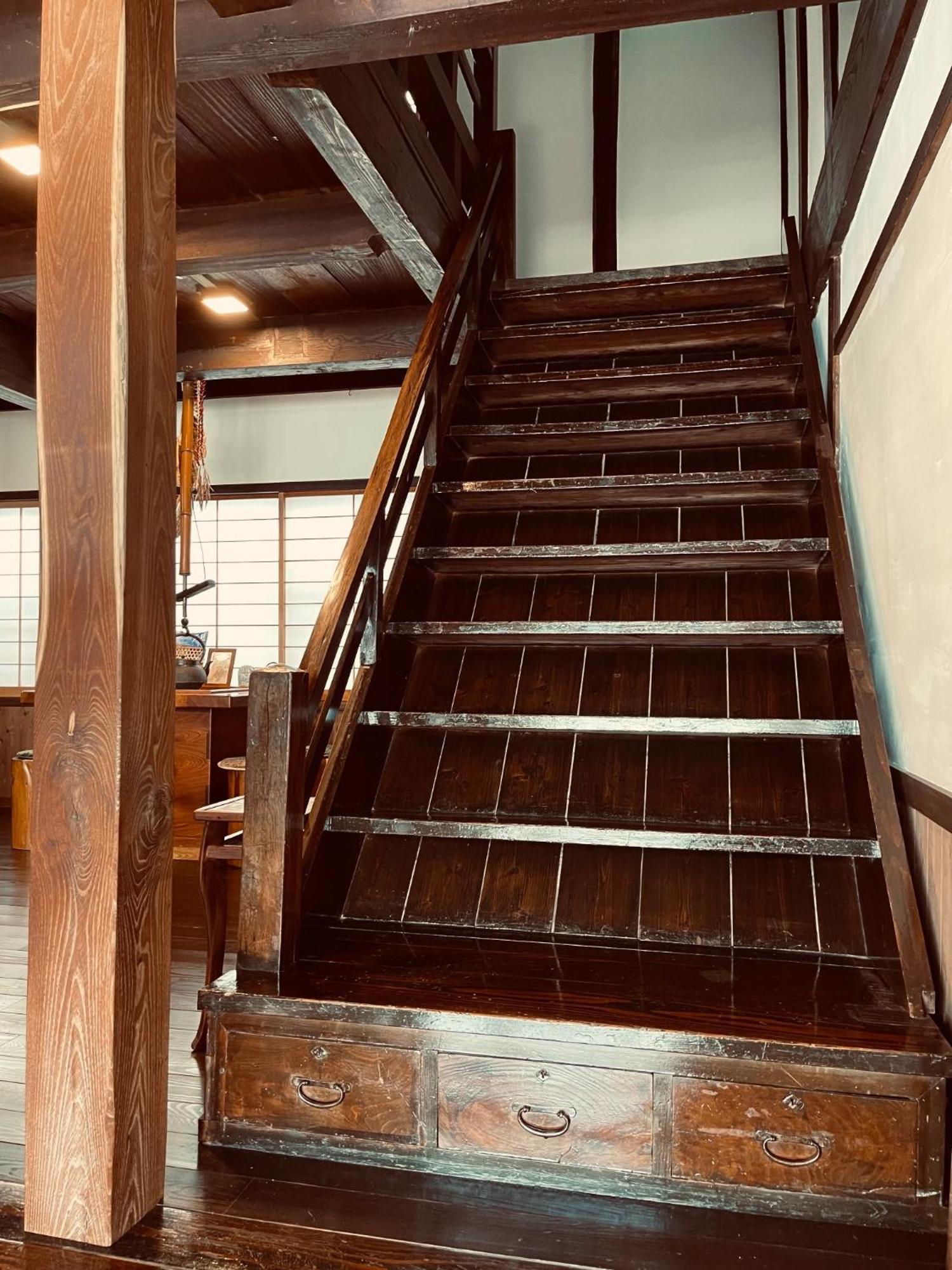 宿屋白金家: Traditional Ryokan Experience Nagano Exterior photo